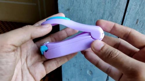 Plastic bag mini sealing machine